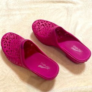 Dansko nurse clogs